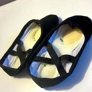 Toddler size 11 ballet slippers